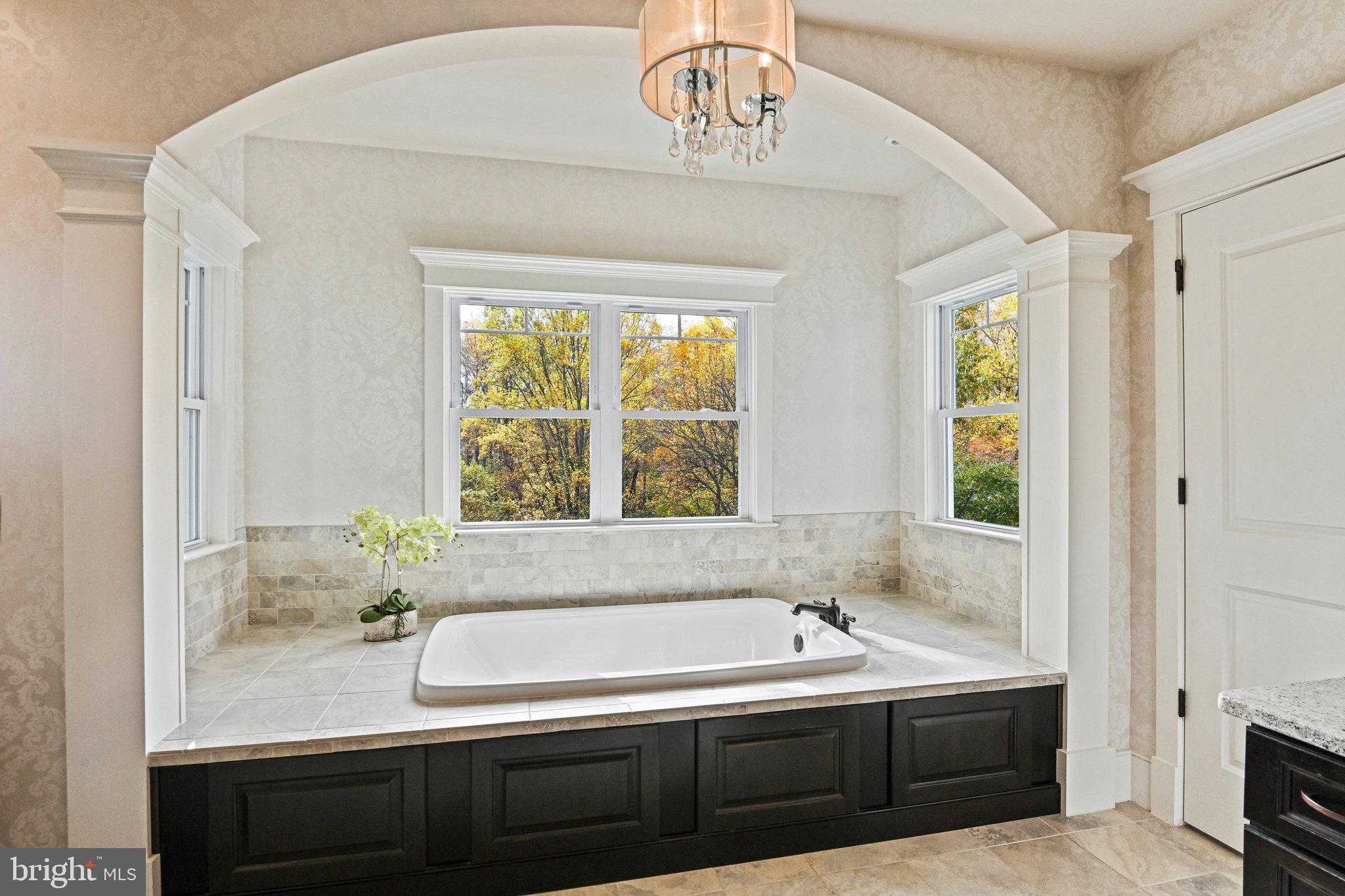 VIENNA WOODS - Residential