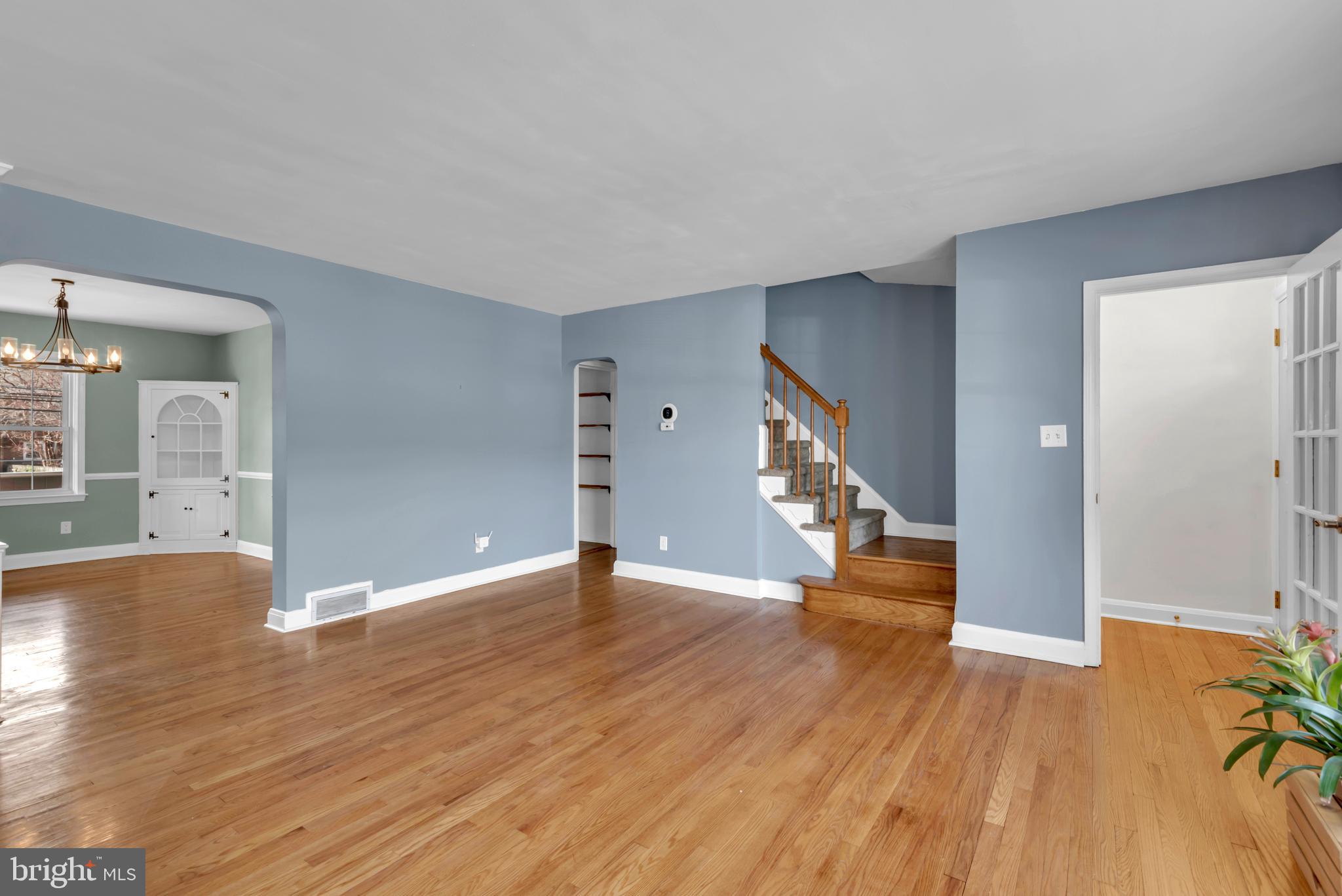 8136 KIRKWALL COURT