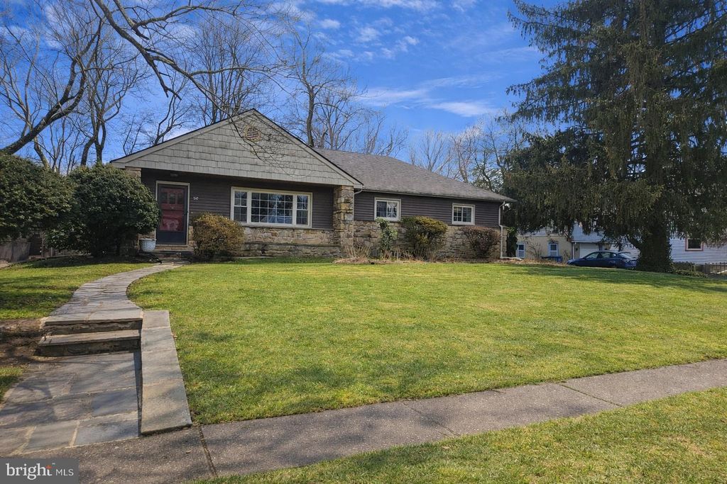 Photo of 56 Chapman Avenue, DOYLESTOWN, PA 18901 (MLS # PABU2115152)