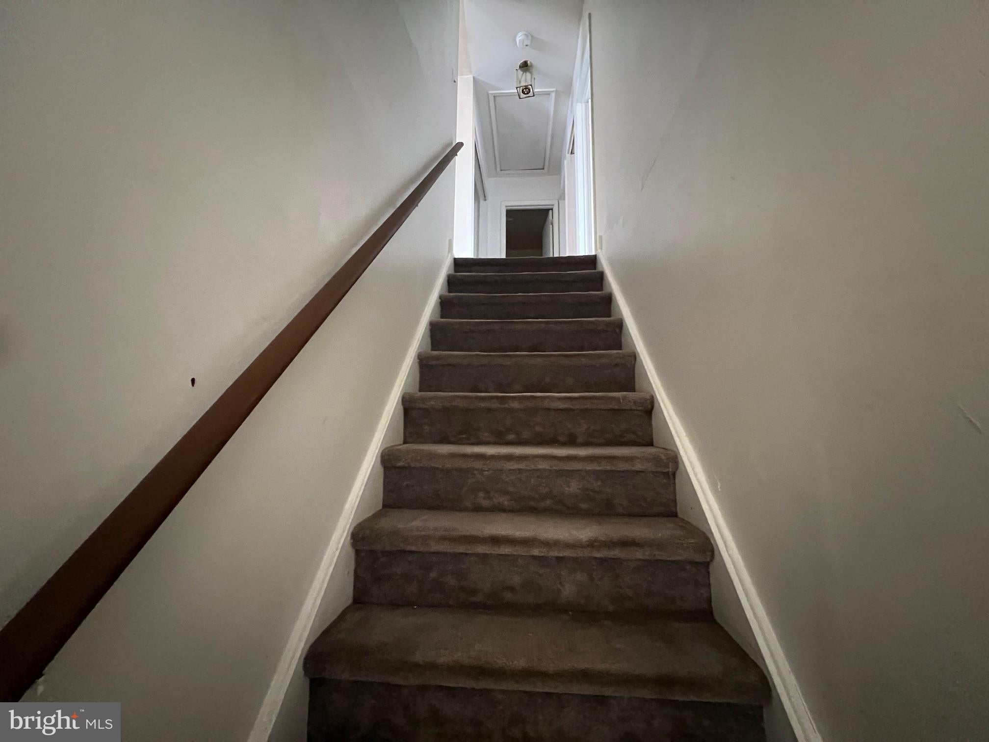 785 JARVIS ROAD B