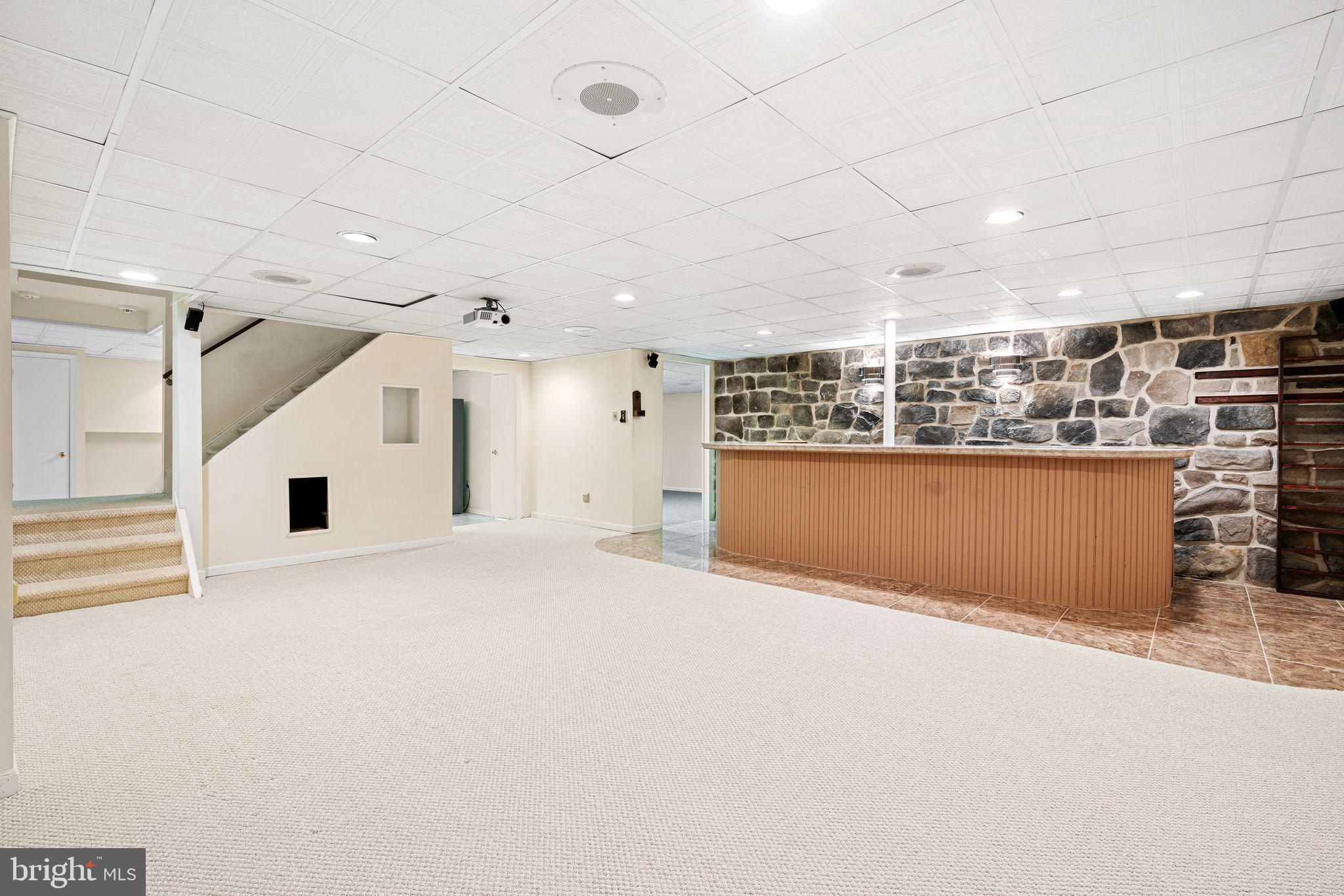 HIGHLANDS - Residential