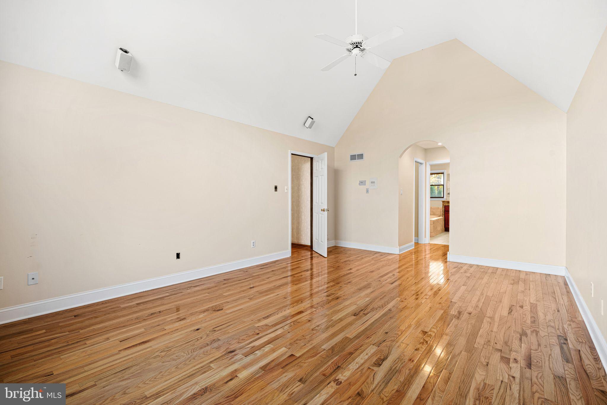 HIGHLANDS - Residential