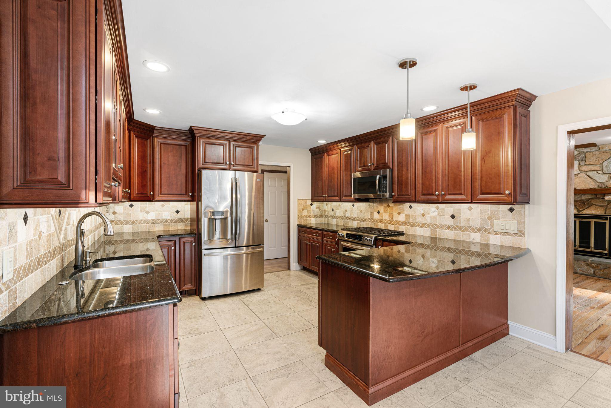 HIGHLANDS - Residential