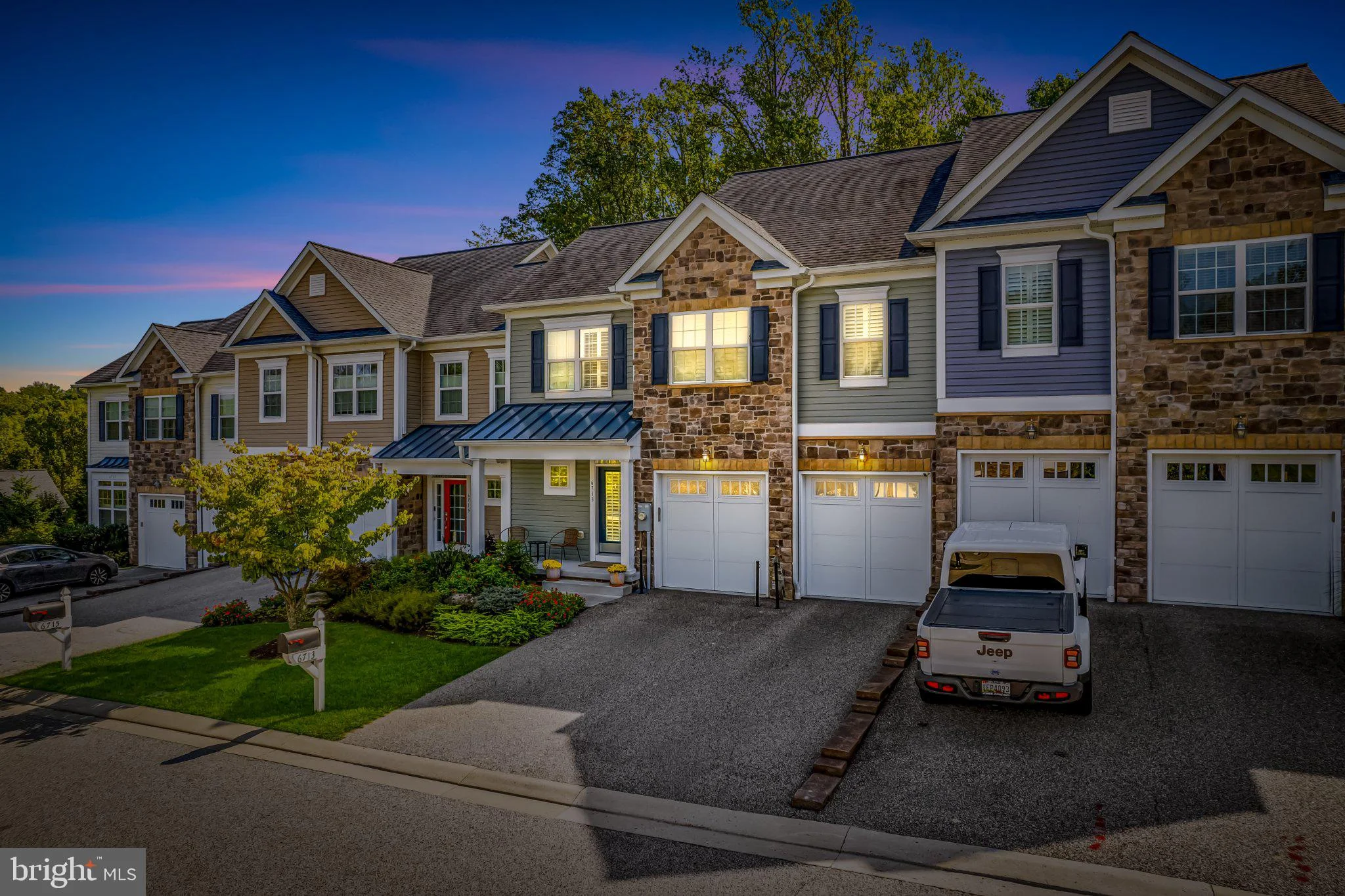 6713 Fairford Lane
