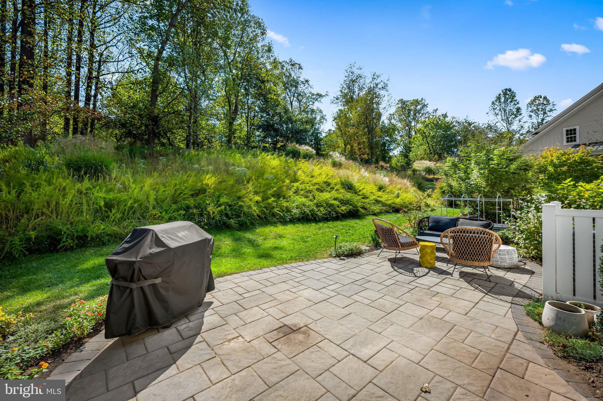 6713 FAIRFORD LANE