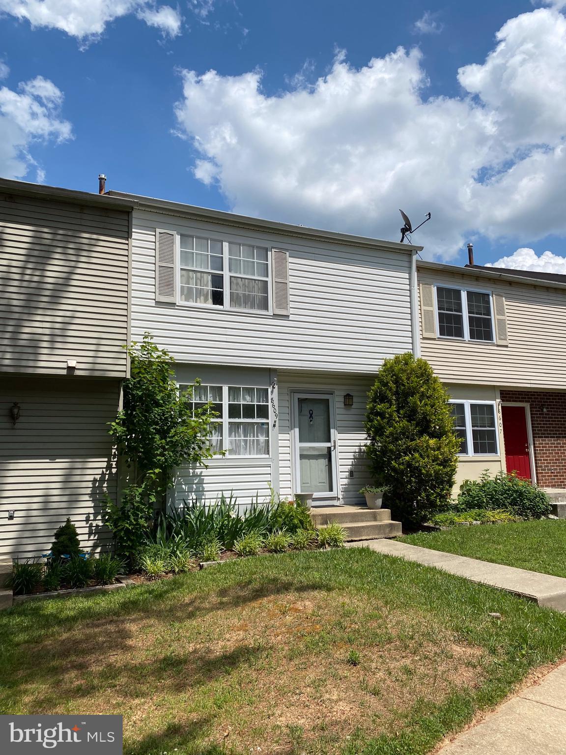 FLOWER HILL - Residential