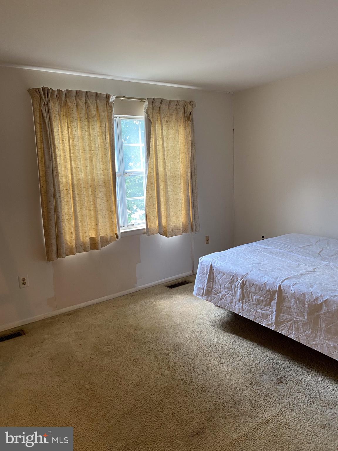 FLOWER HILL - Residential