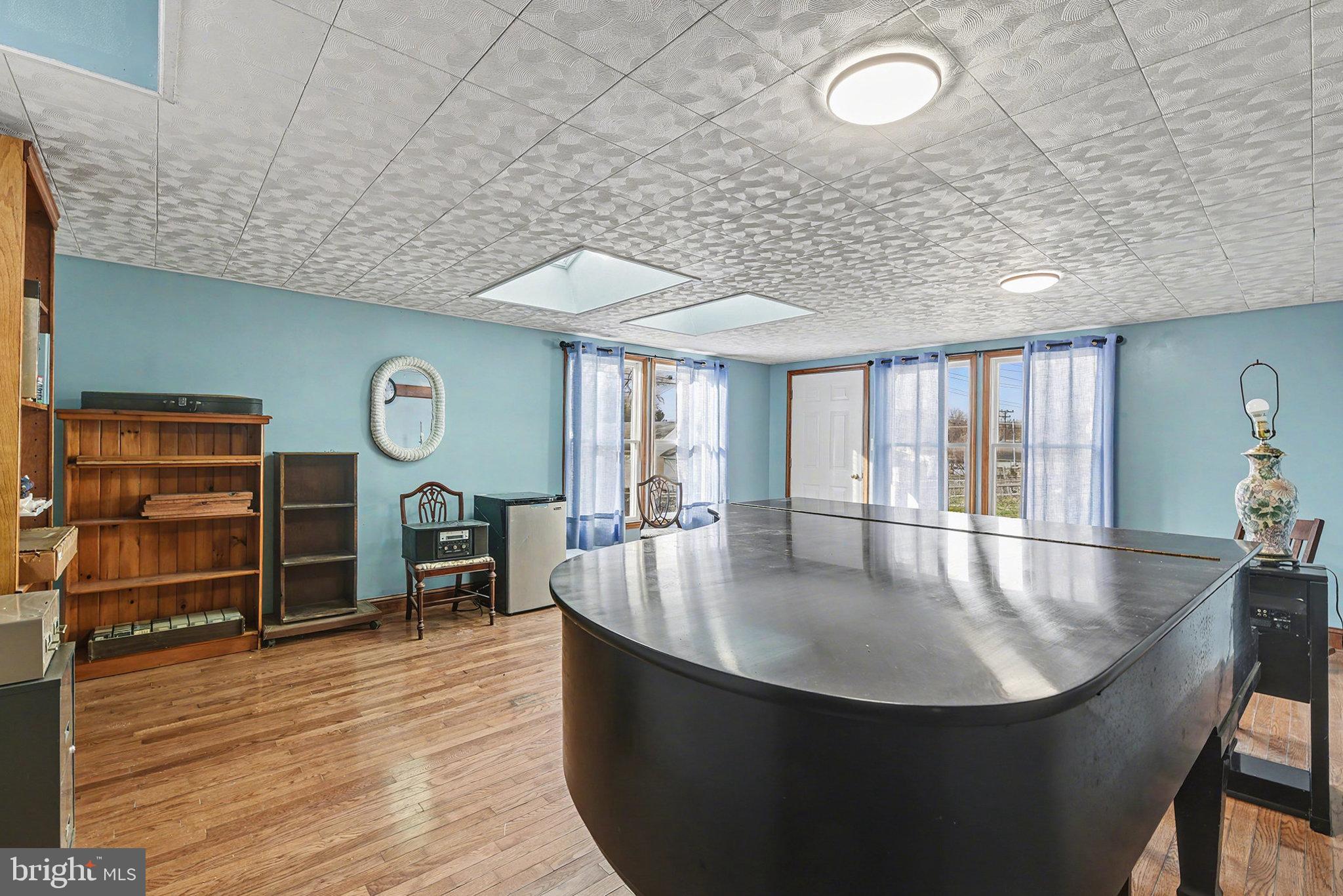 SMITH AVENUE - Residential