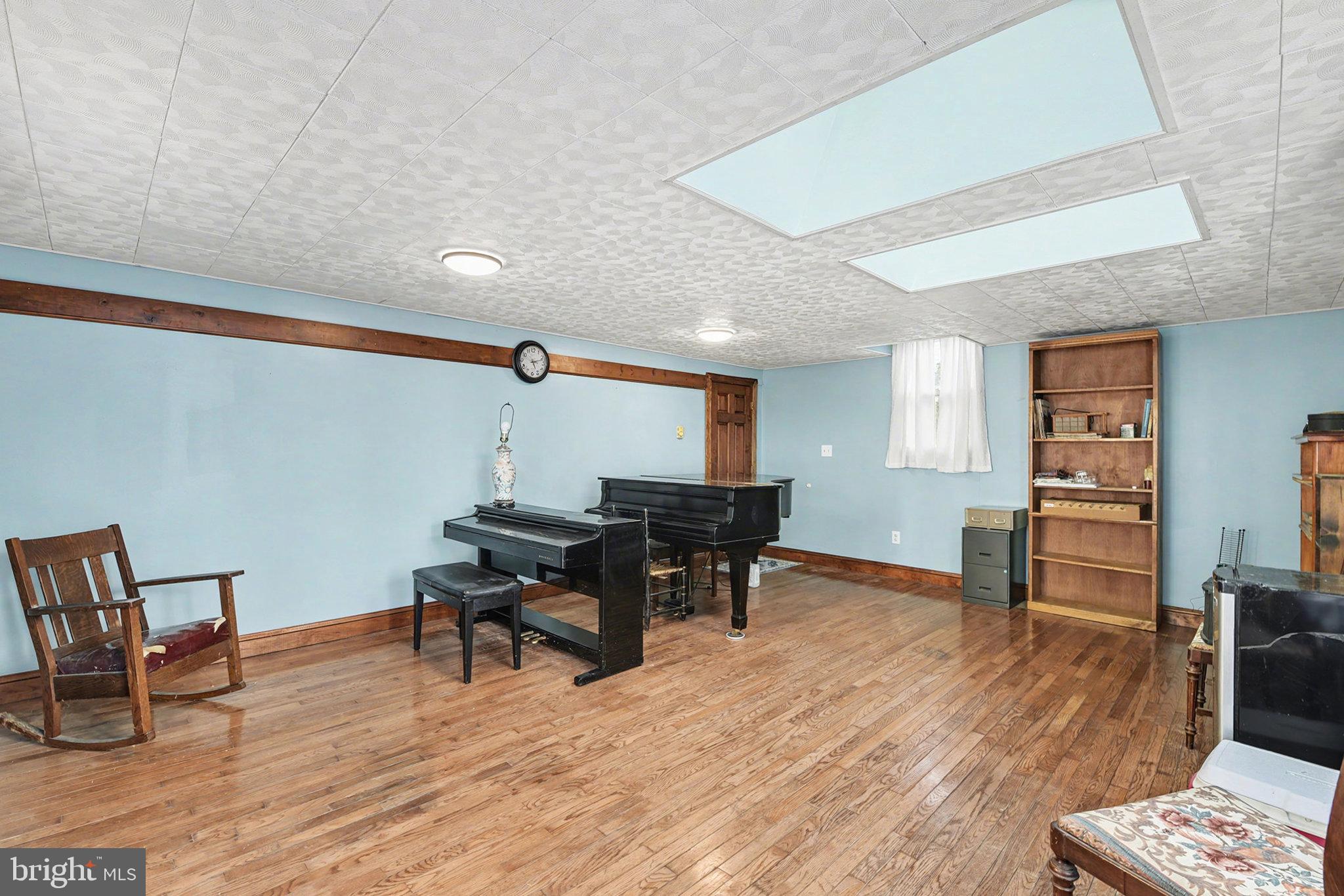 SMITH AVENUE - Residential