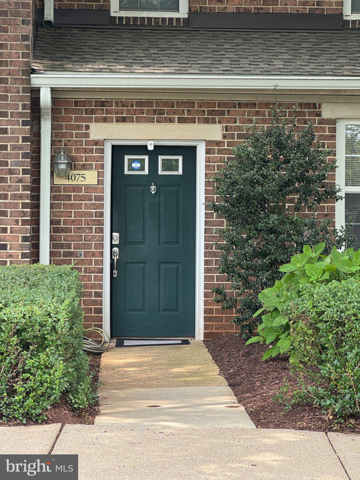 4075 CHESTERWOOD DRIVE 4075
