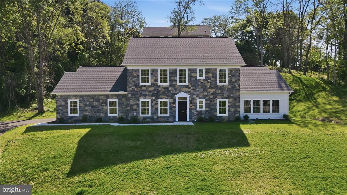 130 WOODBRIAR DRIVE