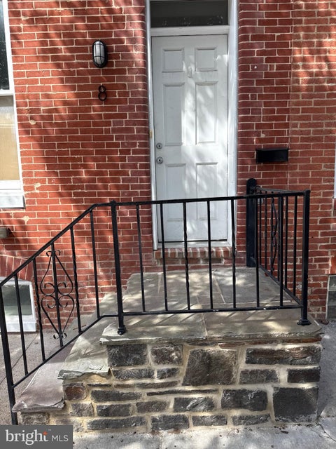 Townhouse For Sale - 8 W Fort Avenue<br/> BALTIMORE, MD 21230