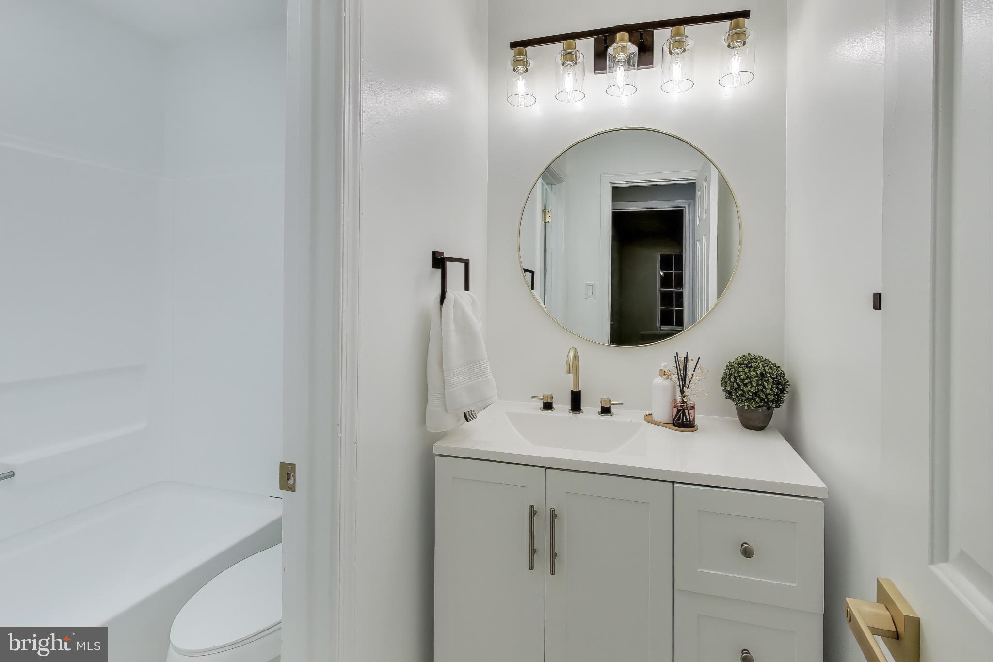 6114 RED SQUIRREL PLACE