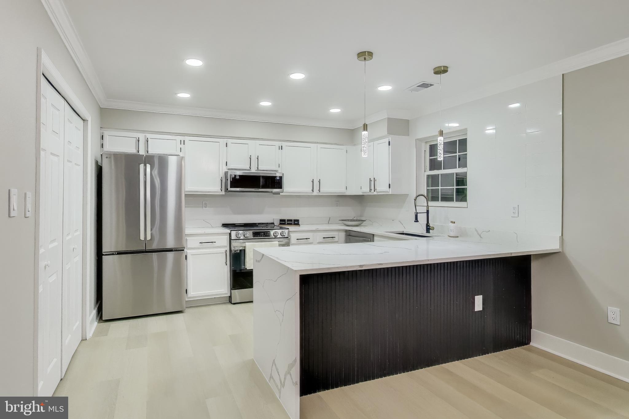 6114 RED SQUIRREL PLACE