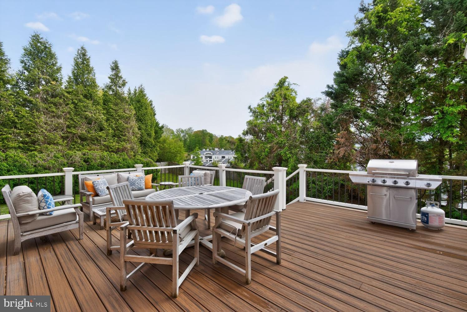 CHARRED OAK ESTATES - Residential