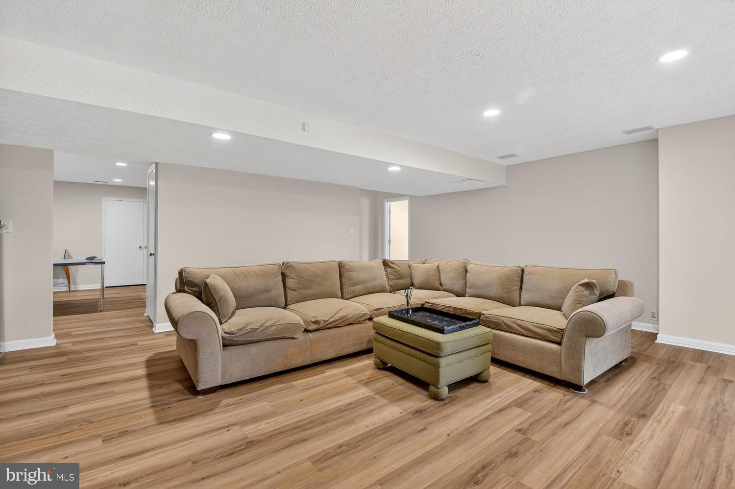 CHARRED OAK ESTATES - Residential
