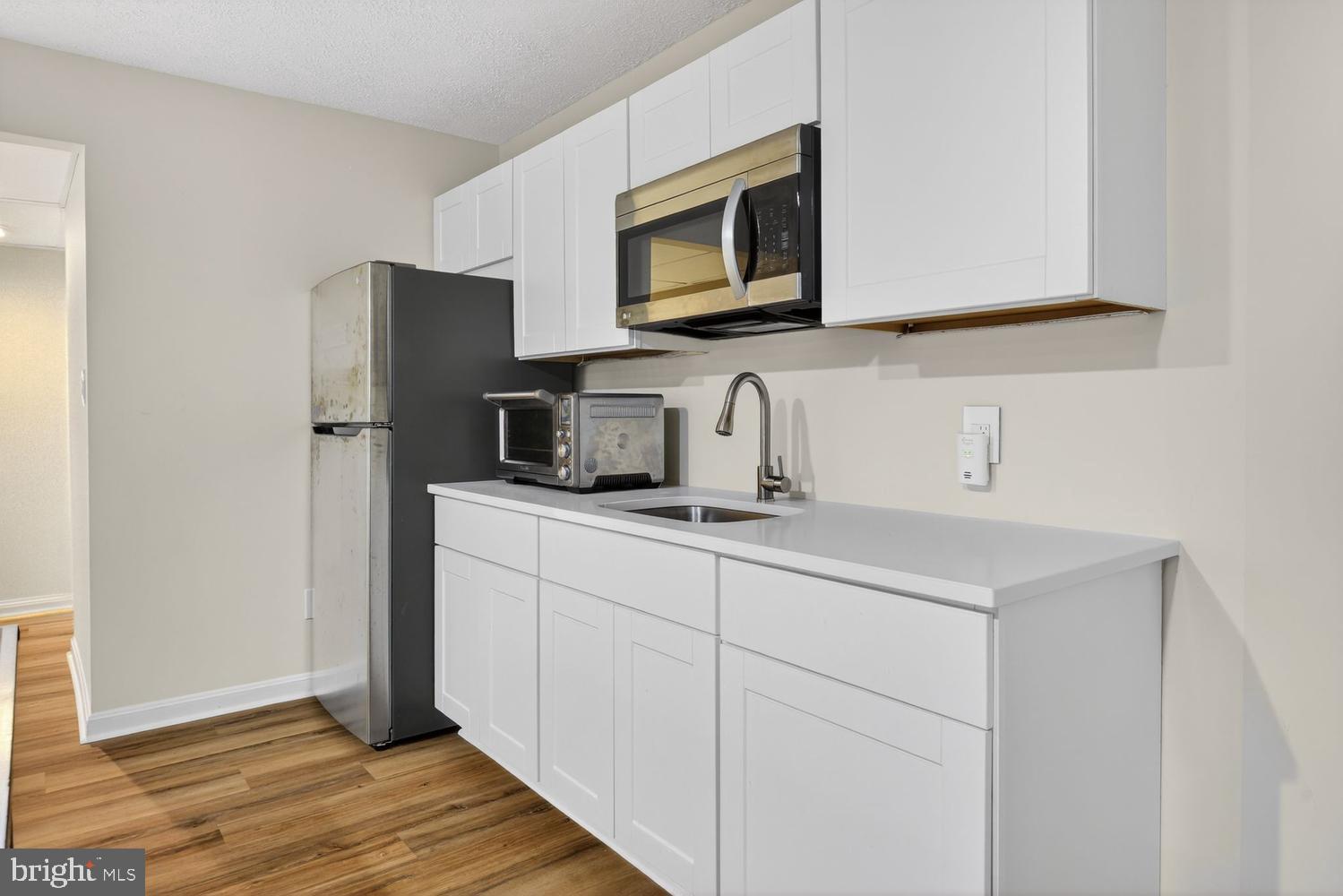 CHARRED OAK ESTATES - Residential