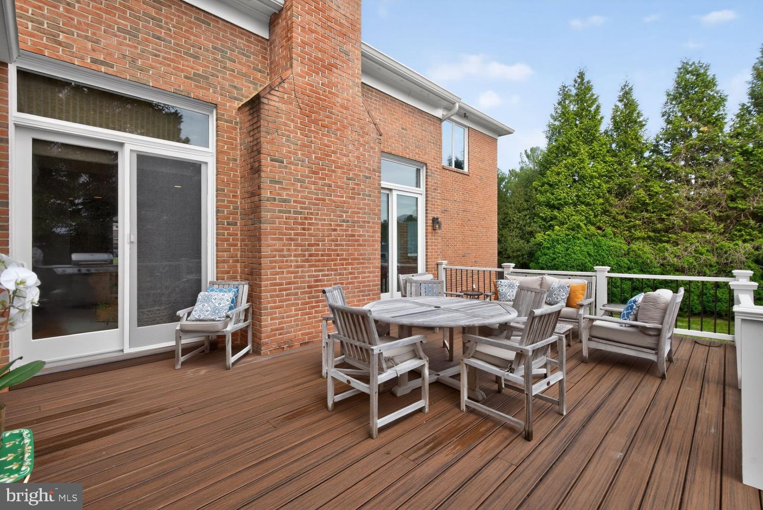 CHARRED OAK ESTATES - Residential