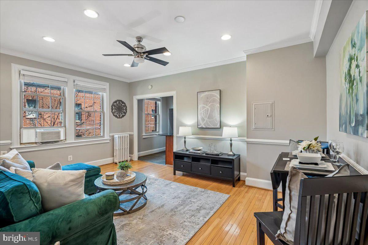 3010 WISCONSIN AVENUE NW 209