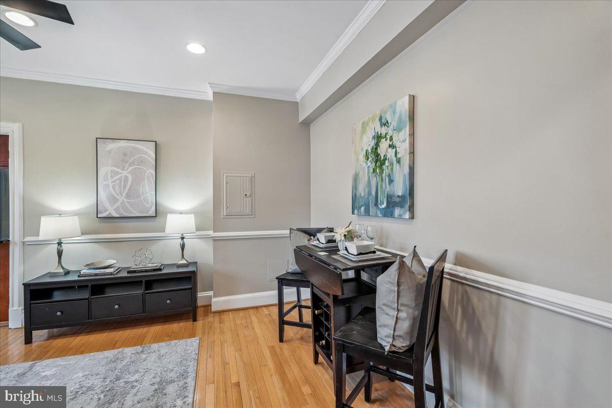 3010 WISCONSIN AVENUE NW 209