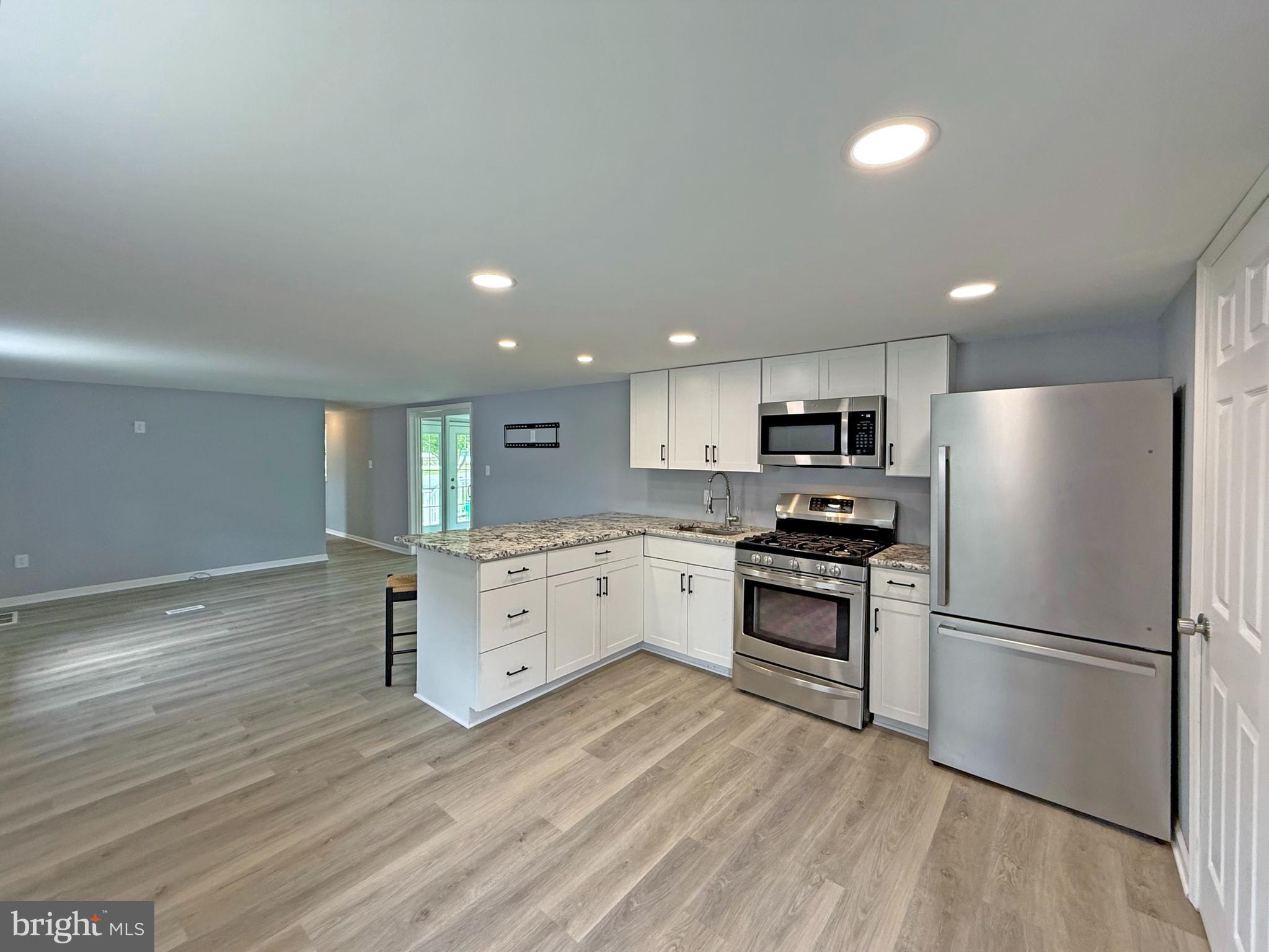 21695 F STREET F-40