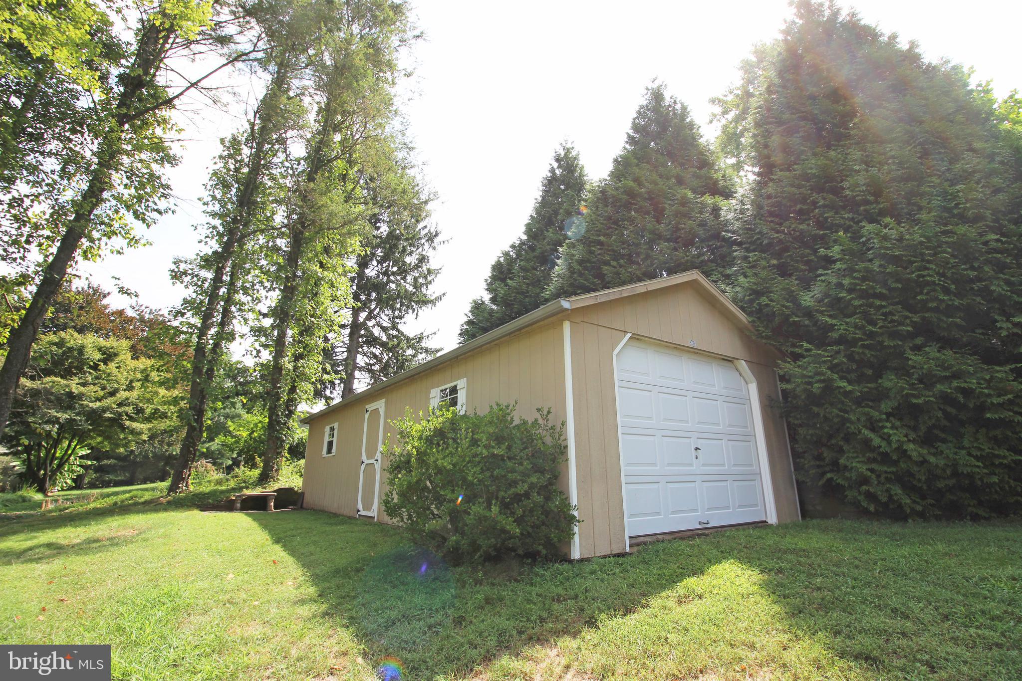 PARK WOODS - Residential