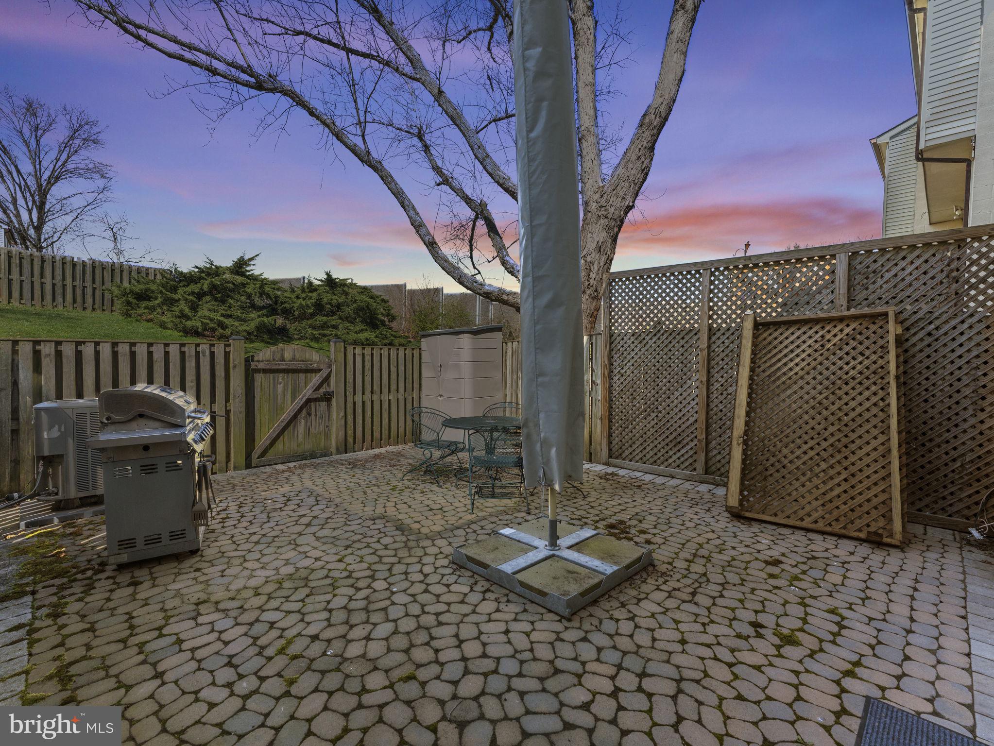 DUNN LORING VILLAGE - Residential