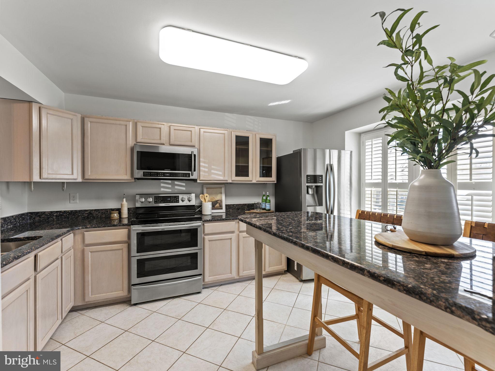 DUNN LORING VILLAGE - Residential