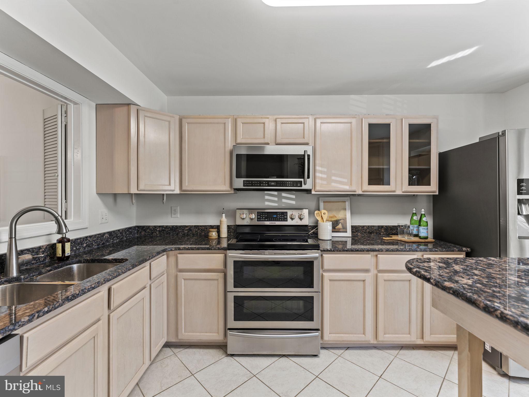 DUNN LORING VILLAGE - Residential