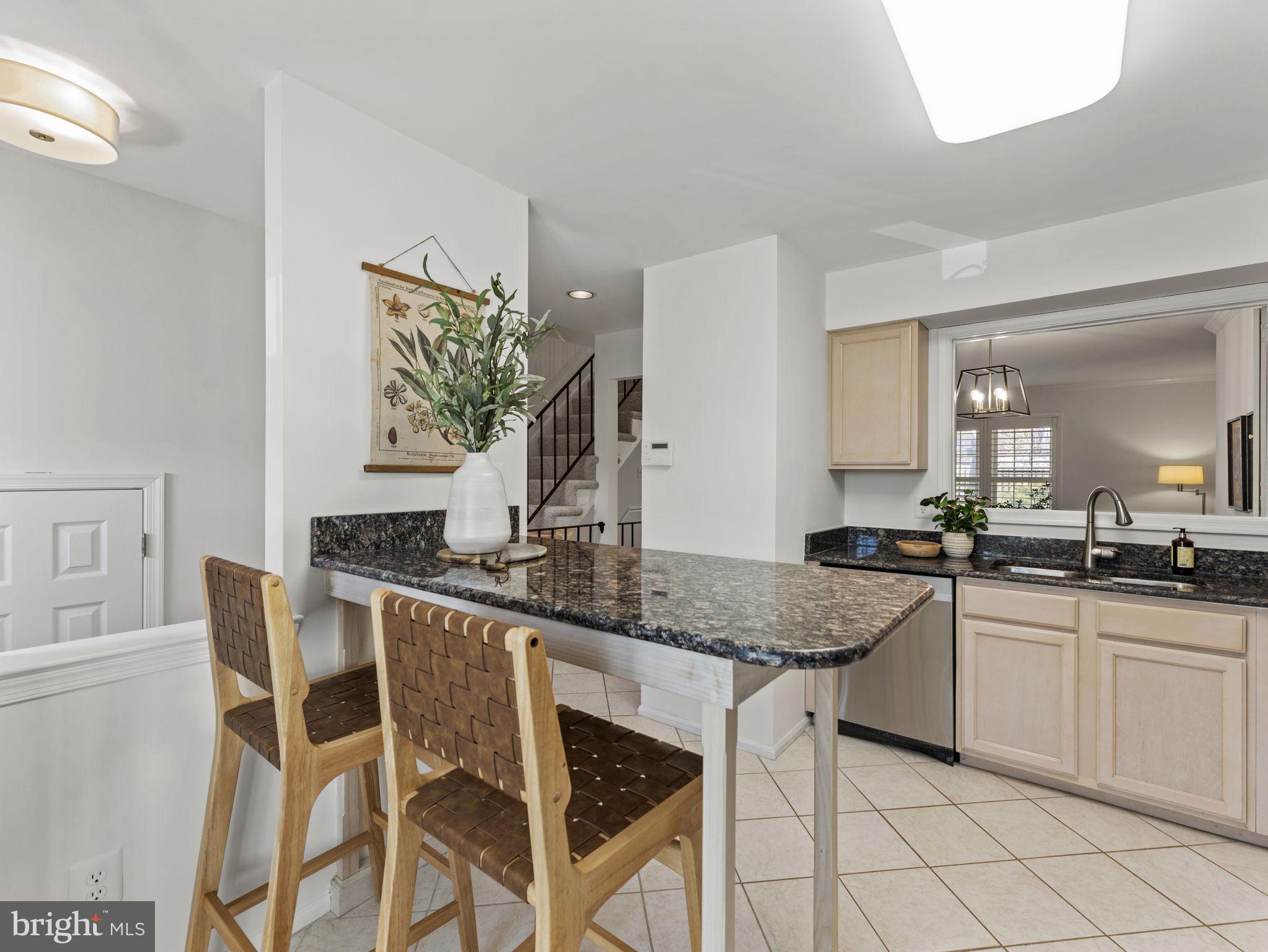 DUNN LORING VILLAGE - Residential