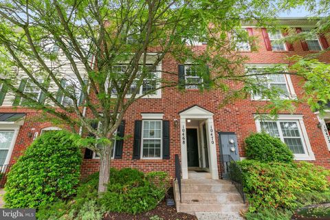 Photo of 10470 Damascus Park Lane, DAMASCUS, MD 20872 (MLS # MDMC2236272)