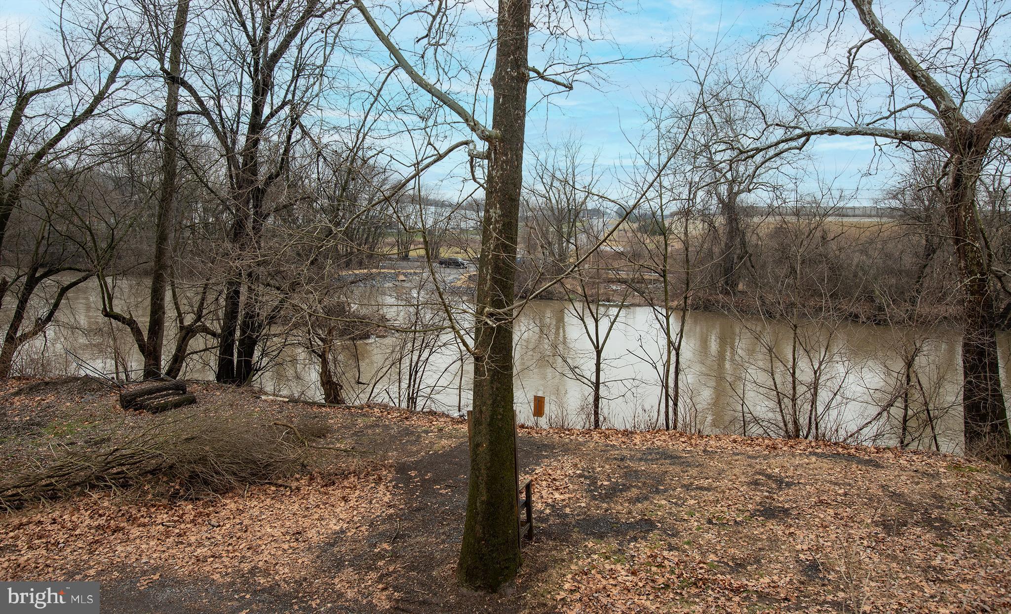 DERRY TOWNSHIP - Residential Lease