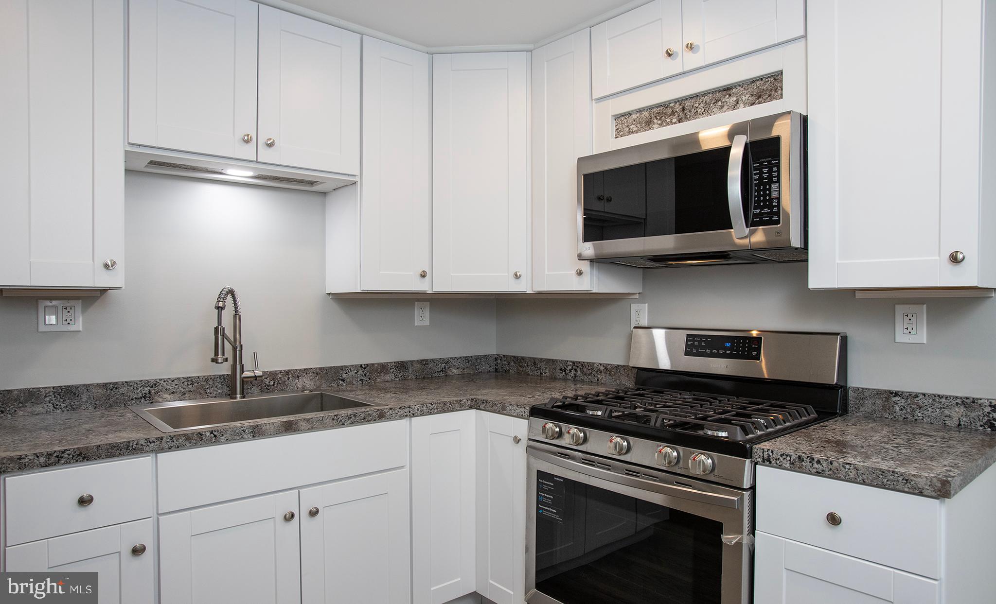 DERRY TOWNSHIP - Residential Lease