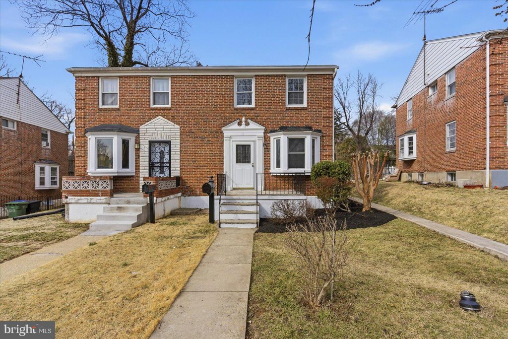 Photo of 10 Mardrew Road, BALTIMORE, MD 21229 (MLS # MDBA2204584)
