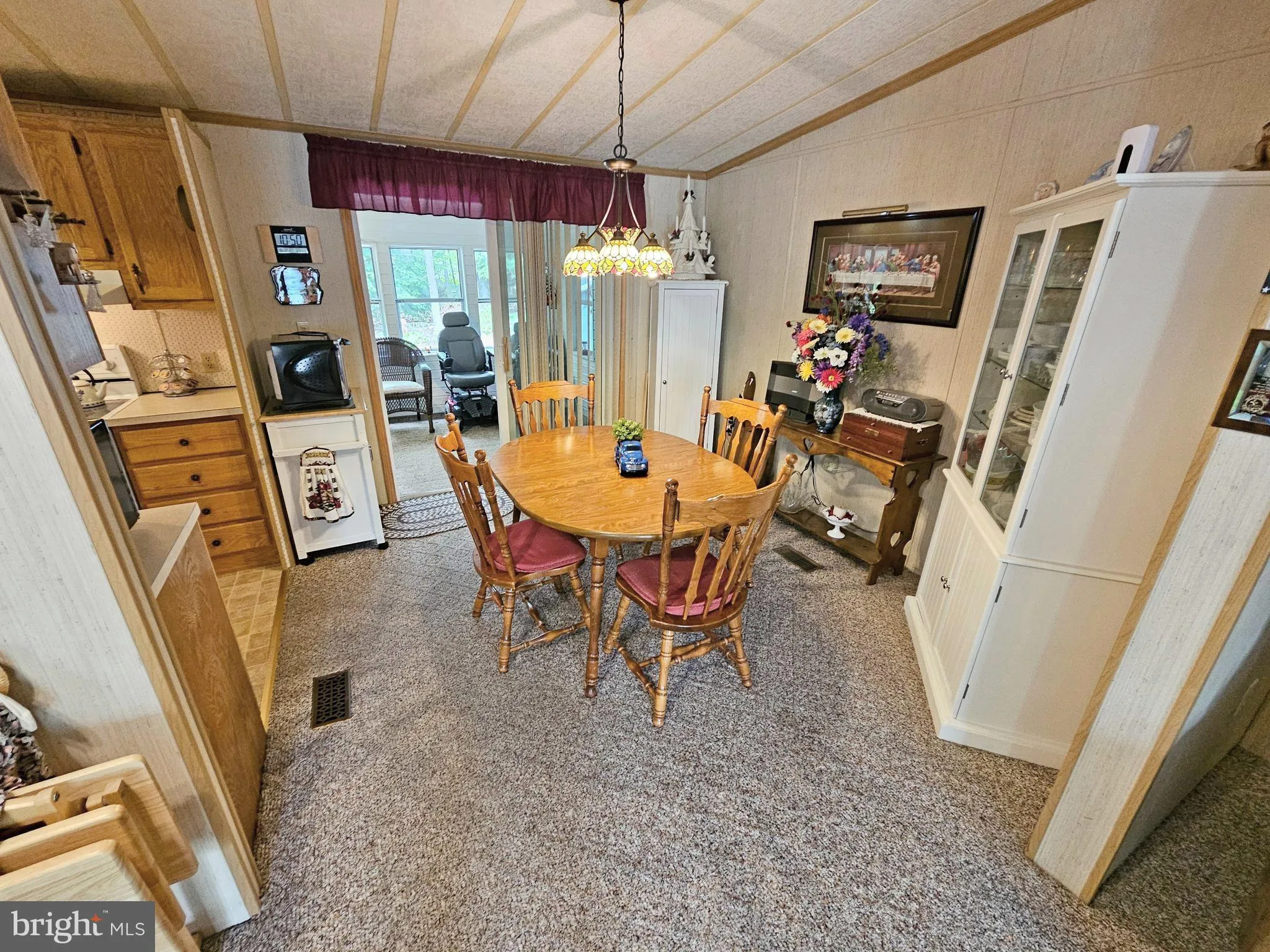 Manheim, Pennsylvania 17545, United States, 2 Bedrooms Bedrooms, ,1 BathroomBathrooms,Residential,Pending,122916