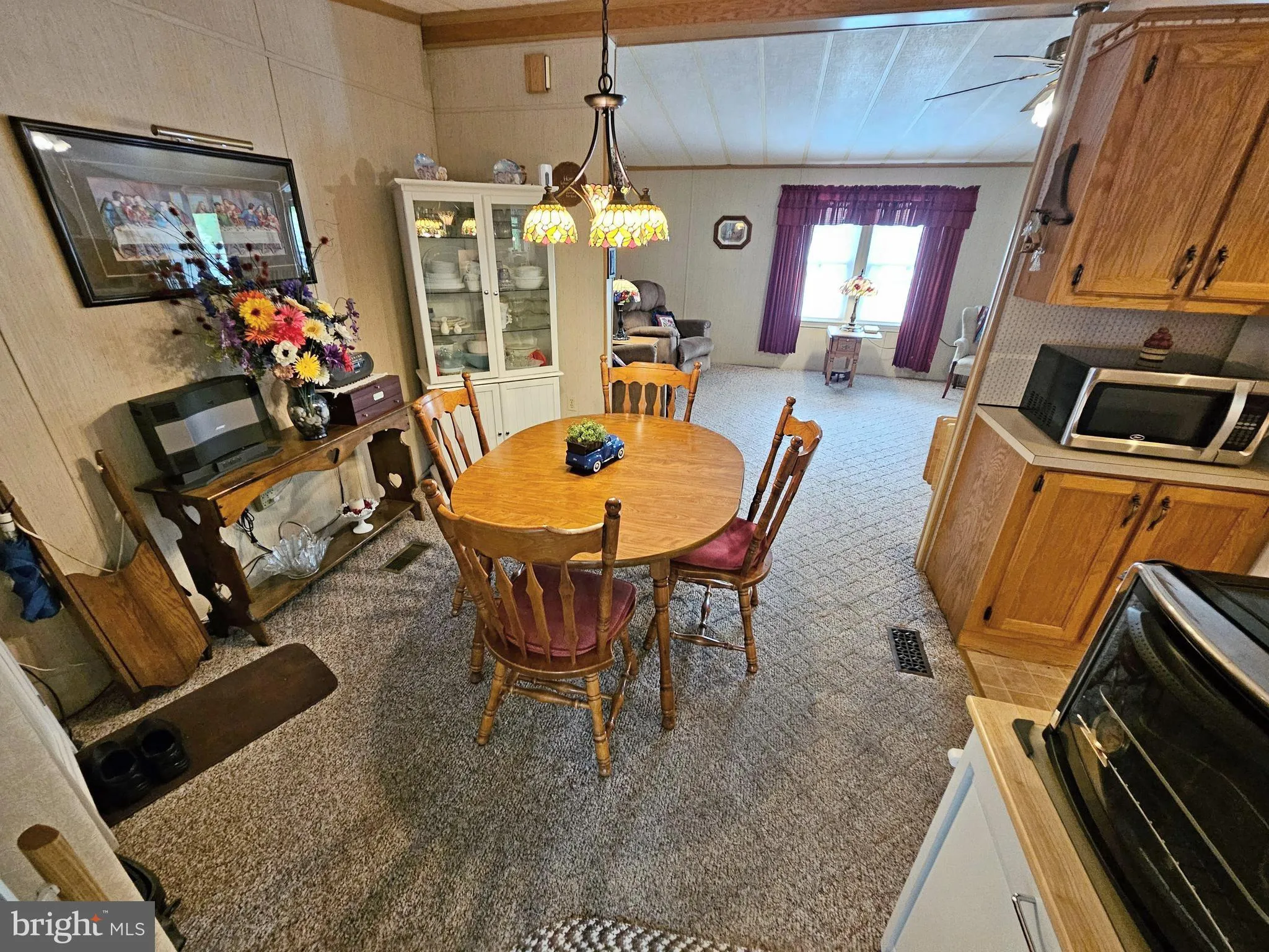 Manheim, Pennsylvania 17545, United States, 2 Bedrooms Bedrooms, ,1 BathroomBathrooms,Residential,Pending,122916