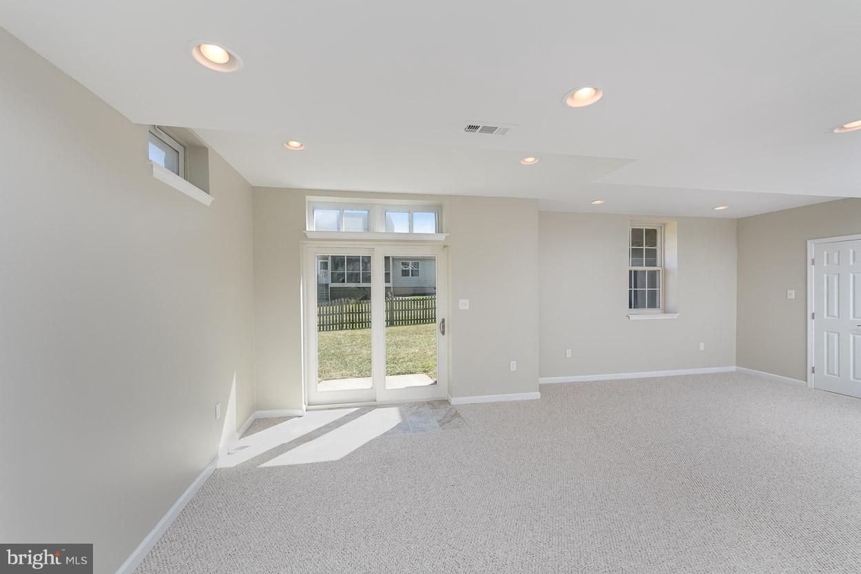 PERRY HALL FARMS - Residential