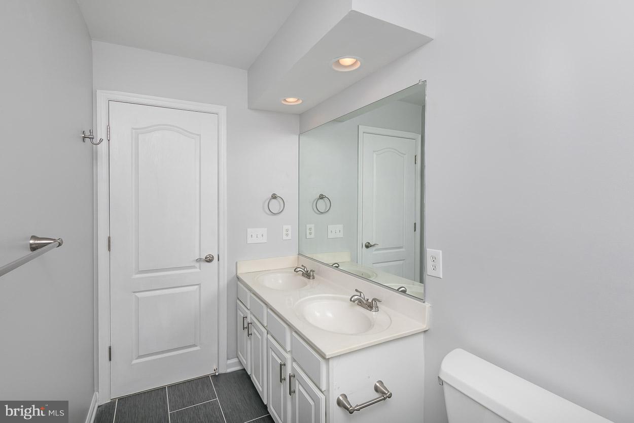 PERRY HALL FARMS - Residential