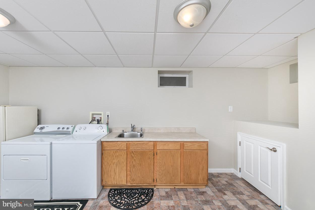 PERRY HALL FARMS - Residential