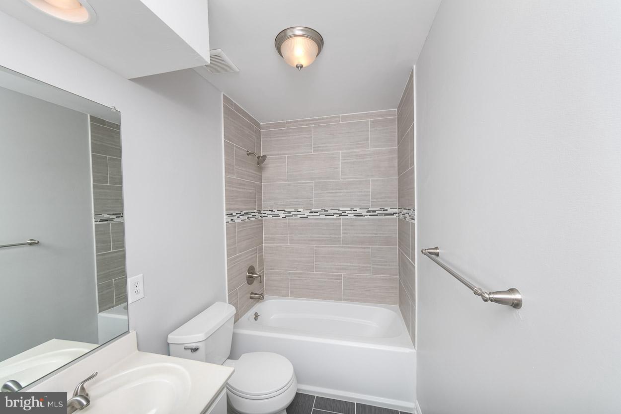 PERRY HALL FARMS - Residential