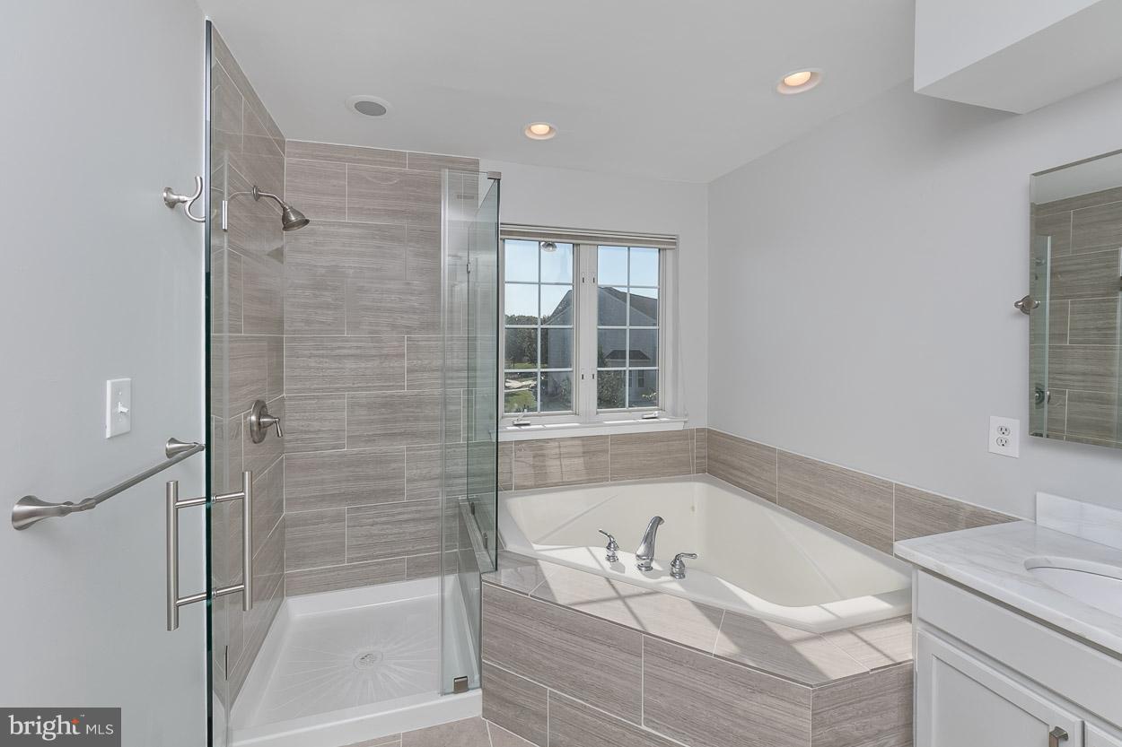 PERRY HALL FARMS - Residential