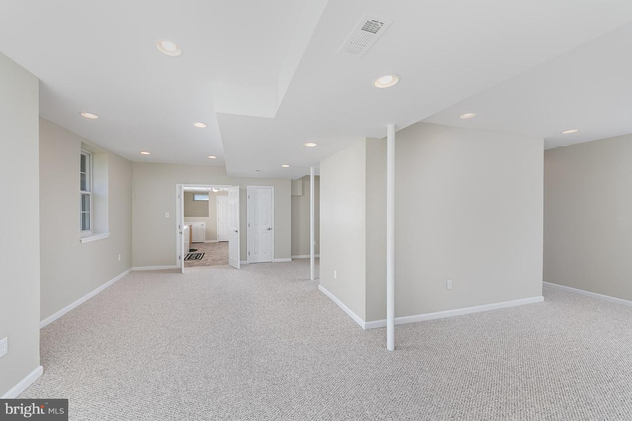 PERRY HALL FARMS - Residential