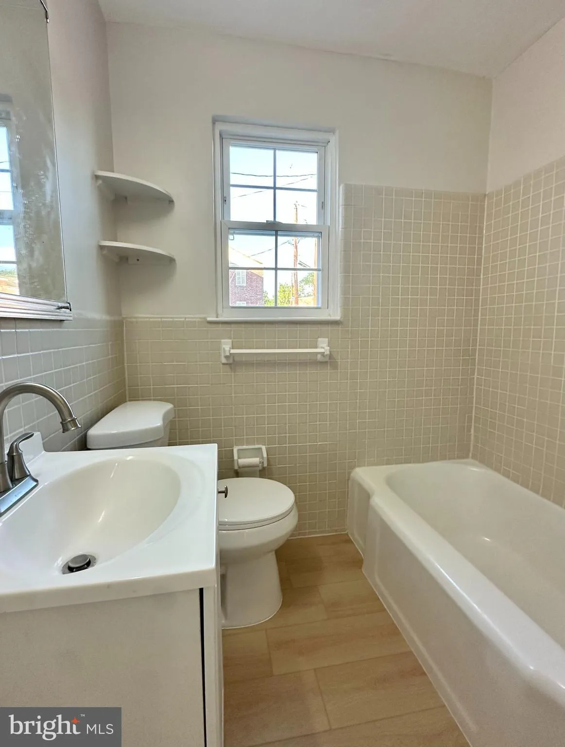 Cherry Hill, New Jersey 08034, United States, 2 Bedrooms Bedrooms, ,1 BathroomBathrooms,Residential,Active,204653