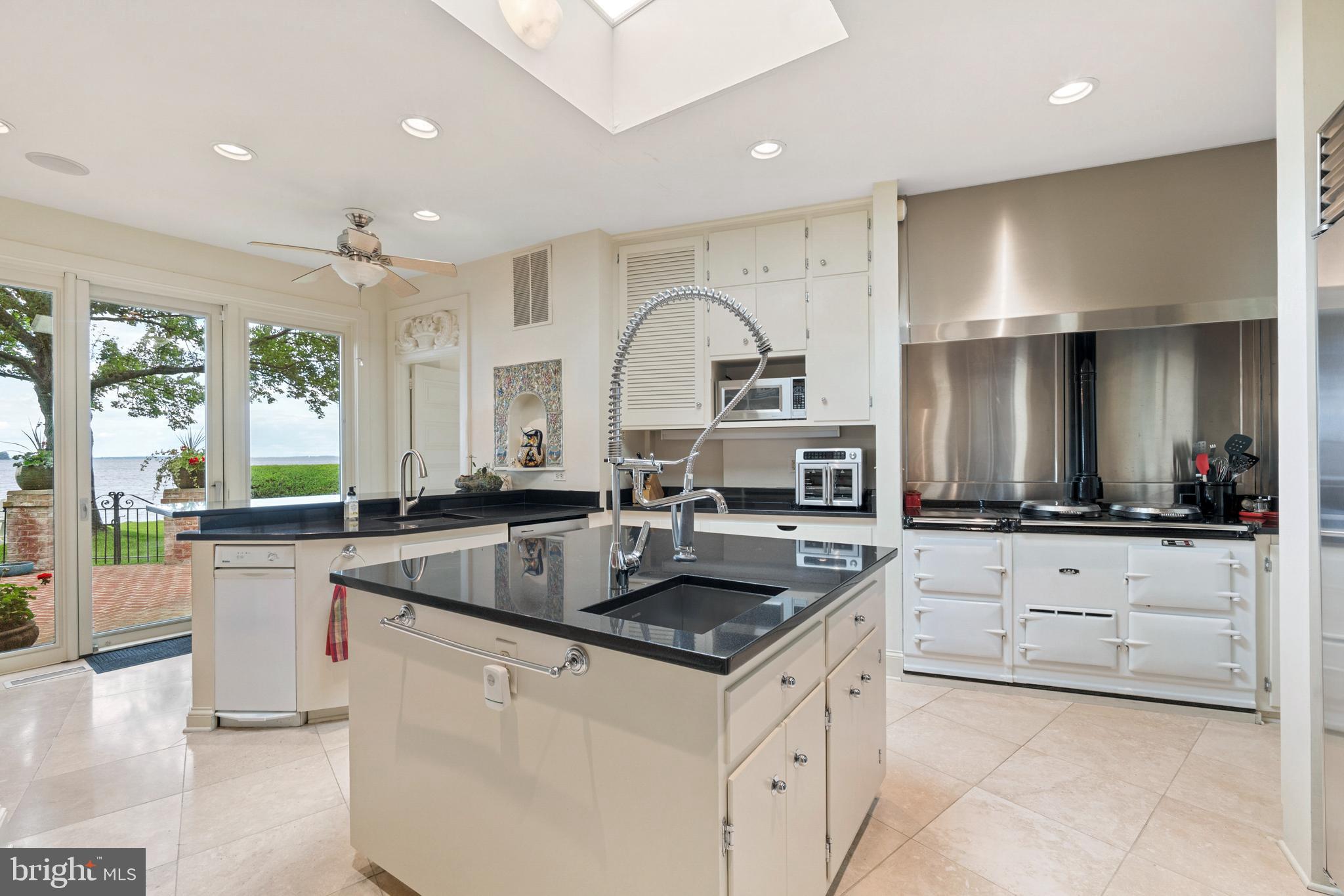 MARTINGHAM INN - Residential