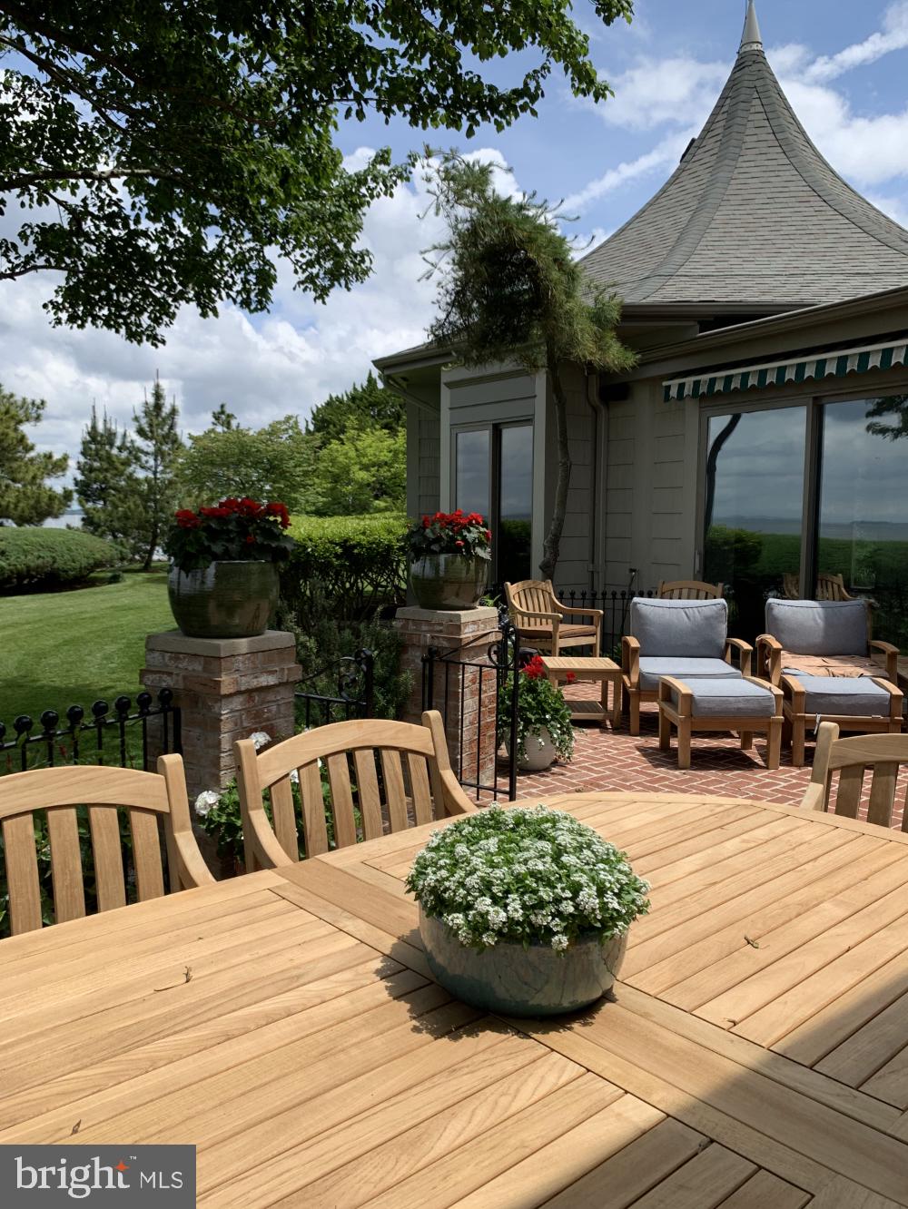 MARTINGHAM INN - Residential