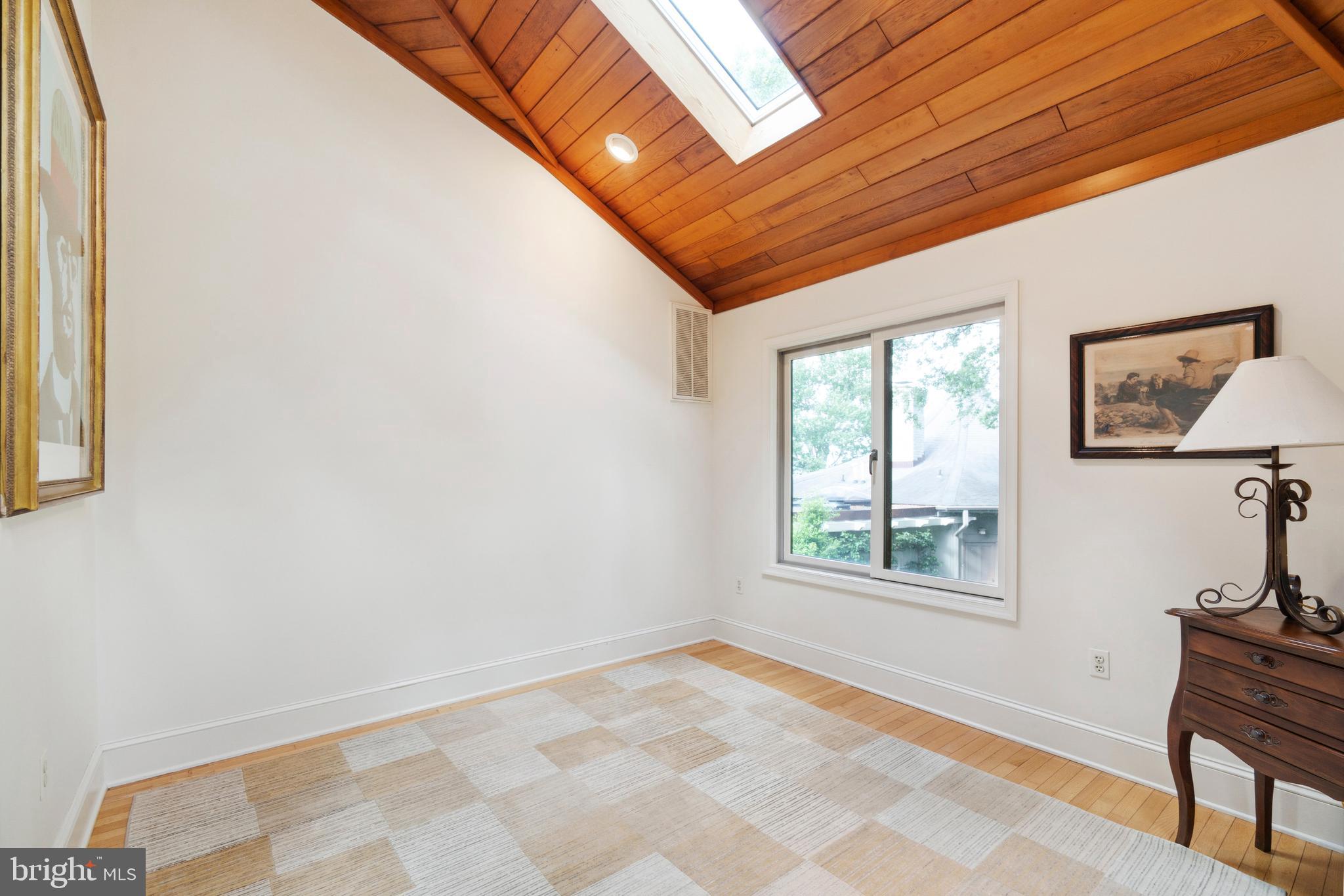 MARTINGHAM INN - Residential