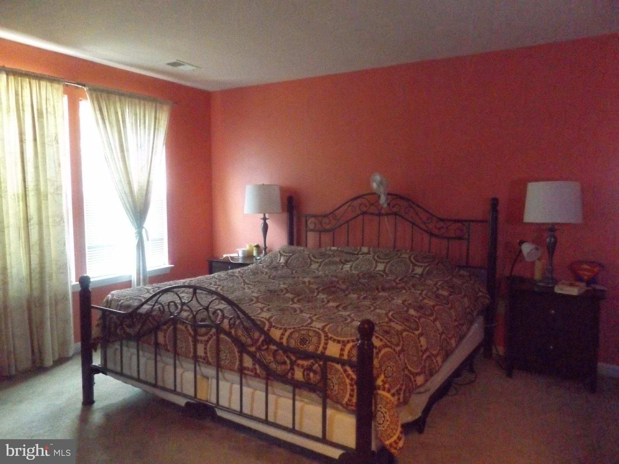 BROOKFIELD - Residential Lease