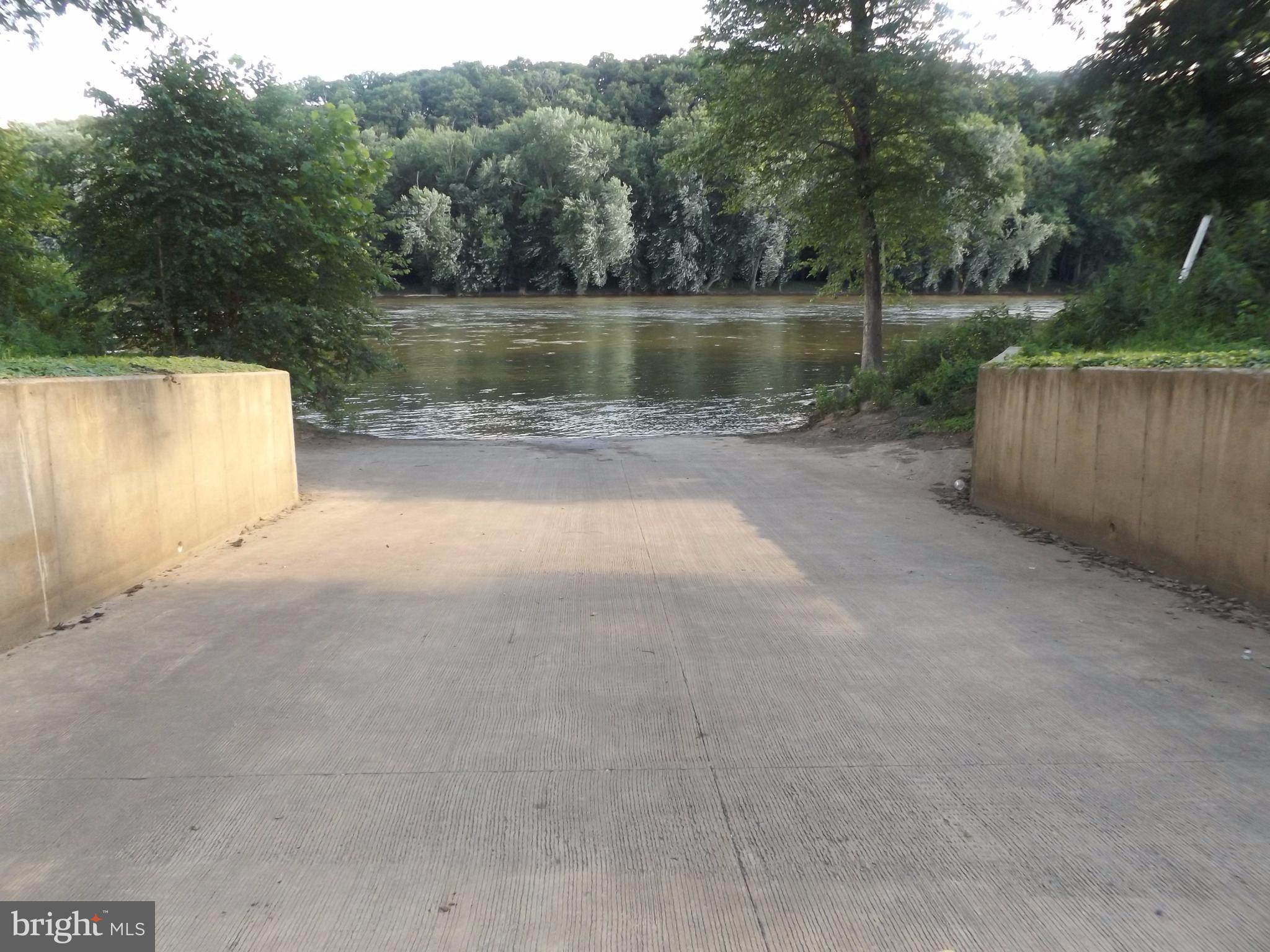 BROOKFIELD - Residential Lease