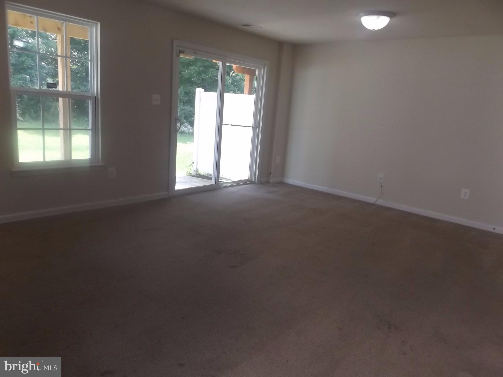 BROOKFIELD - Residential Lease