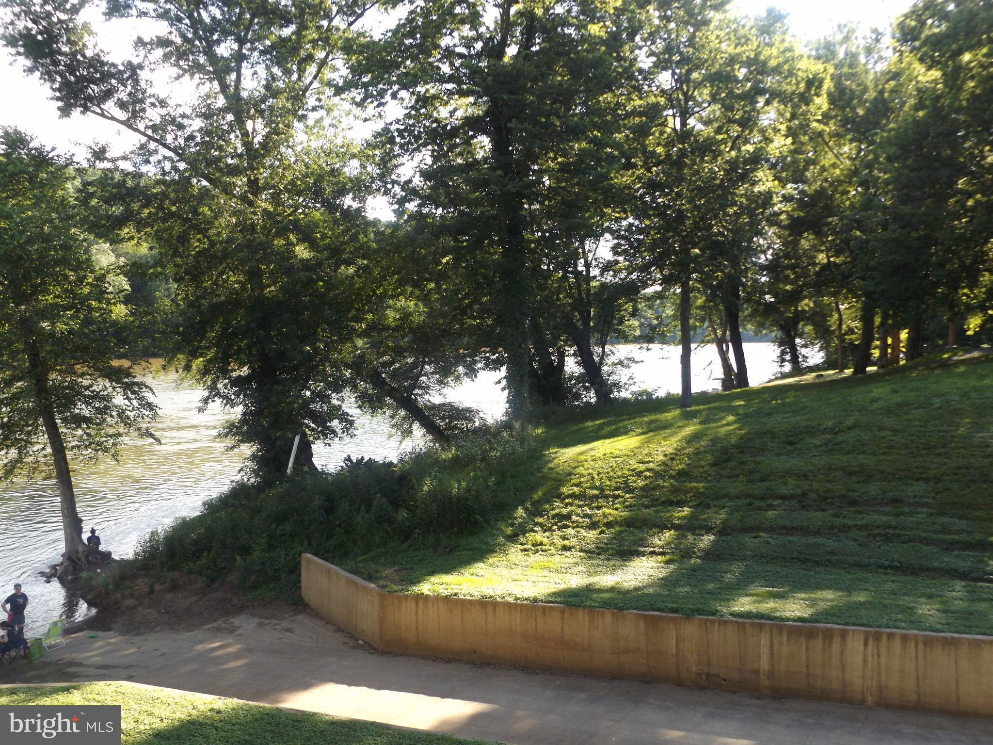 BROOKFIELD - Residential Lease